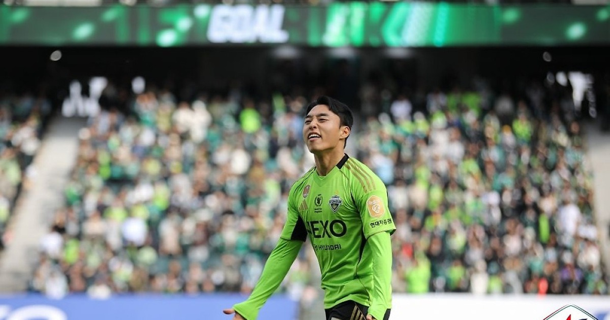 ‘환상 발리슛’ 전북 이동준, K리그 ‘이달의 골’ 수상