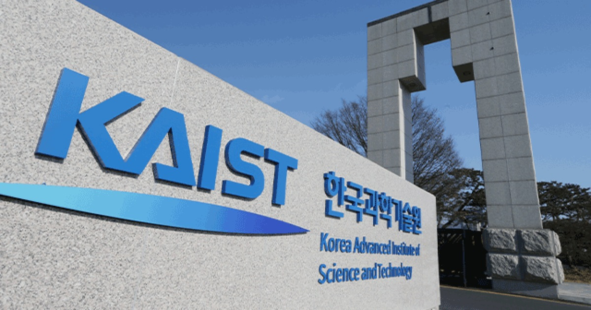 엉뚱한 옛 정보 답하는 AI…KAIST, 시간 오류 잡는 평가기술 개발