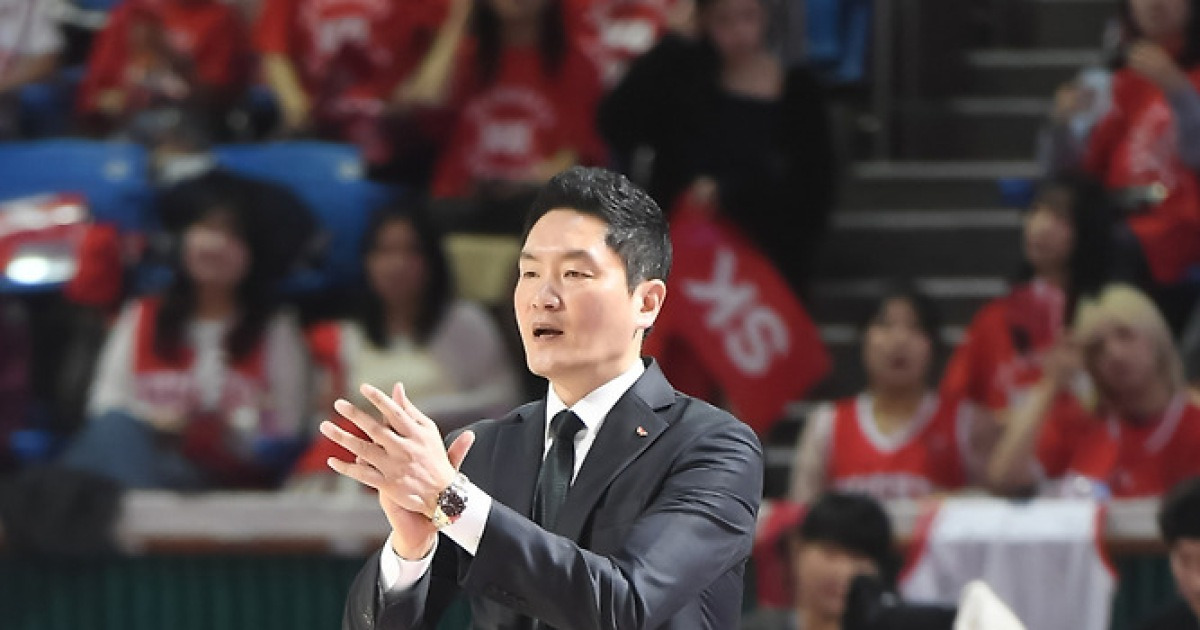 전희철 SK 감독 “안영준은 전력 외…공격으로 맞서겠다” [쿠키 현장]