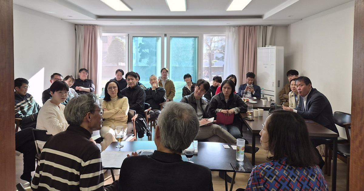 일자리 소멸? 노동시간 단축? AI 에이전트 시대, 인간의 쓸모를 묻다