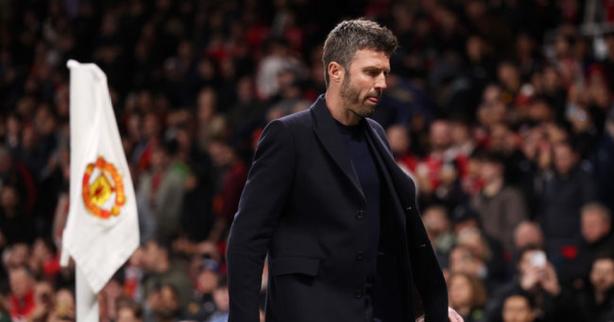 '가용 센터백 사실상 제로' 캐릭, 맨유 정식감독 위한 마지막 테스트 앞뒀다..."처음으로 중대한 시험대"