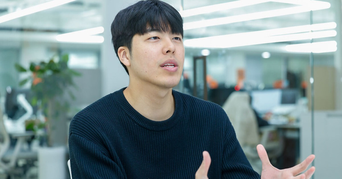 “맞춤 ‘AI에이전트’ 성공 확신… 발 닳도록 뛰며 기회 잡았죠” [내 일을 만드는 청년들]