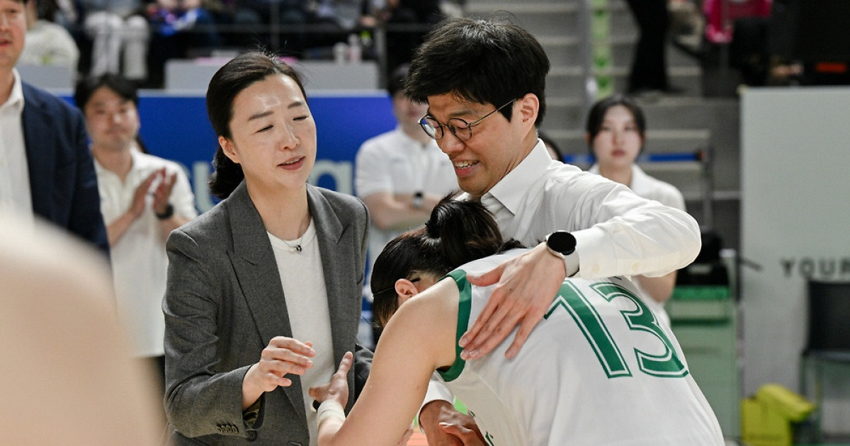 [현장인터뷰] 챔프전 오른 삼성생명 하상윤 감독, "KB와 제대로 붙어보겠다"