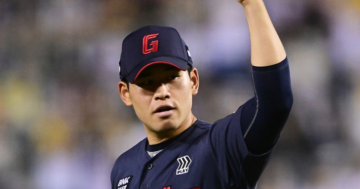 1위 LG도 잡았다..2G 연속 완벽투, 또 롯데 연패 끊은 ‘사직 스쿠발’ 김진욱