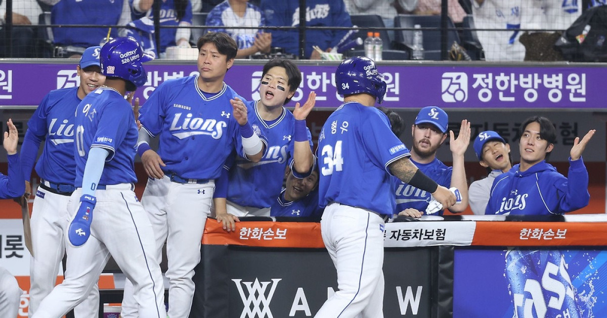 '고맙다 롯데' 삼성, 한화 5연패 몰아 넣고 5연승 질주…LG 제치고 단독 선두 도약 [대전:스코어]