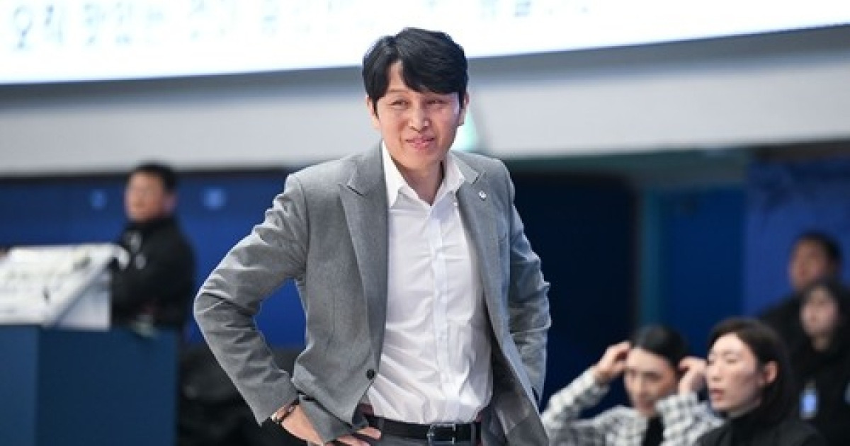 일선서 물러난 '위대인' 위성우 "전주원 감독 걱정 안 해"