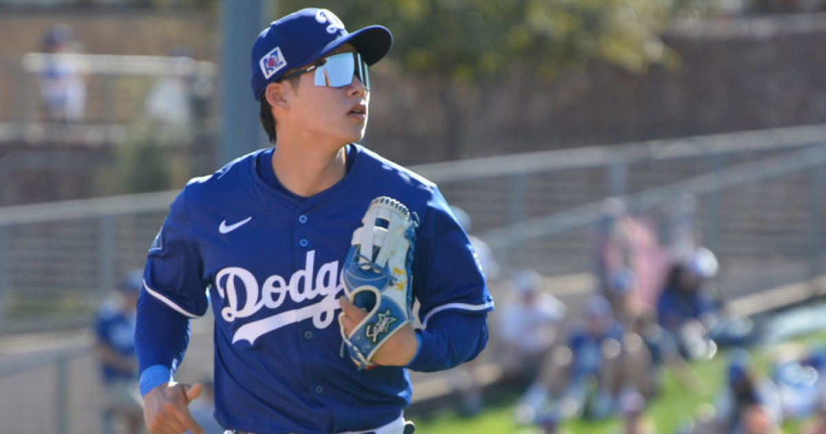 전날 '무안타' 김혜성, 우완투수 상대로 이틀연속 선발출전…뉴욕 메츠전, 유격수-8번