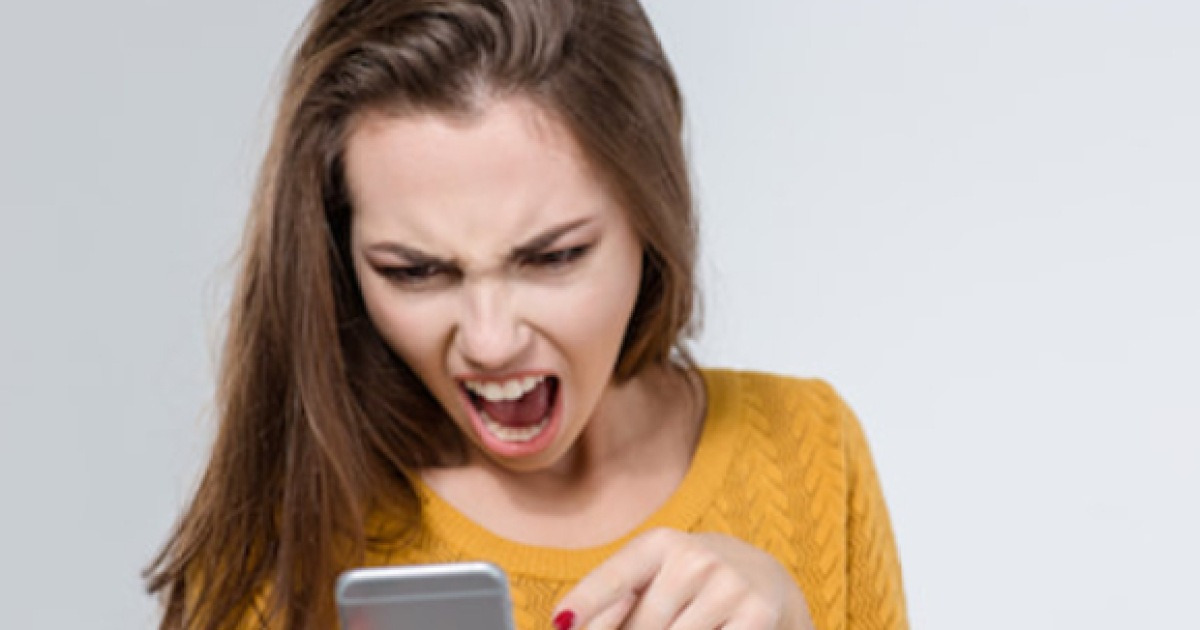 "시리야, 왜 말귀를 못 알아듣니"⋯애플, AI 역량 강화 위해 '제미나이' 탑재 검토