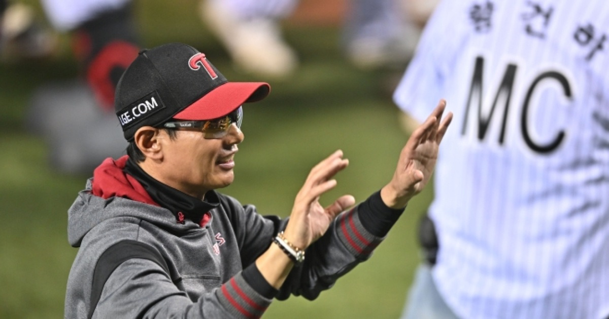 LG 트윈스 염경엽 감독 관련 이미지