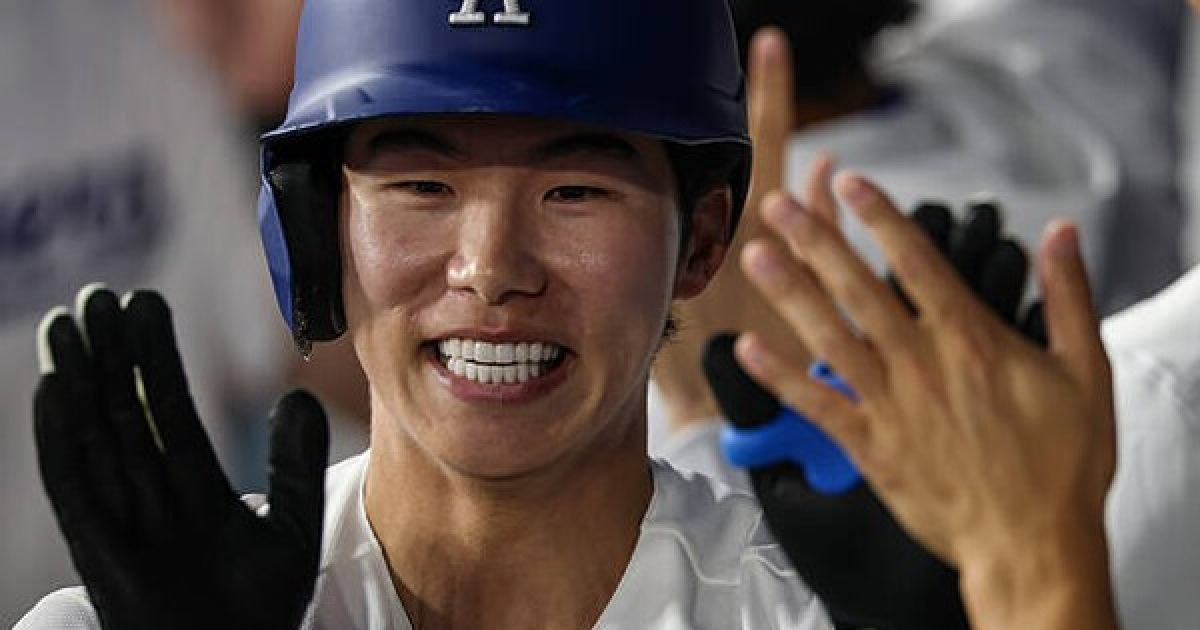 와 대박! 김혜성 '슈퍼팀' 다저스 26인 로스터 잔류 성공하나? 美 매체, "KIM 존재감 확실, 트리플A행 가능성↓"