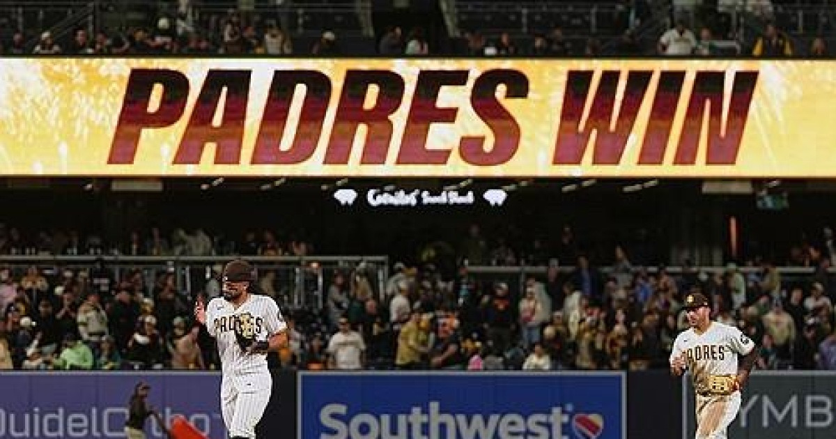 MLB 샌디에이고 파드리스 5조7천억원에 매각…역대 최고가