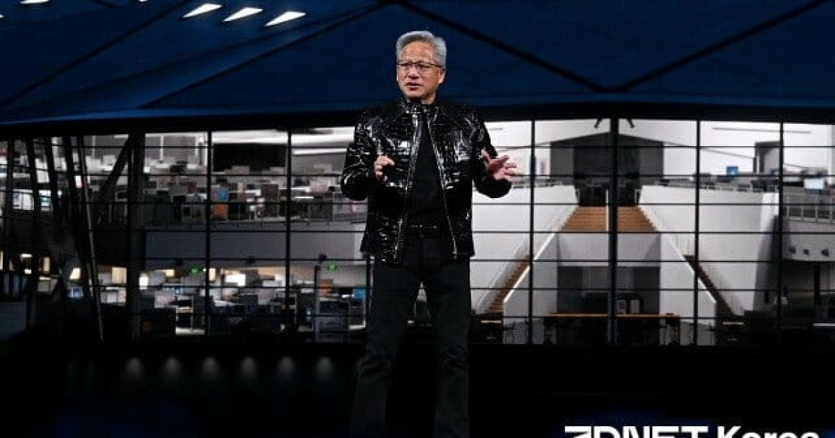 엔비디아 젠슨 황 "AI는 도구... 못 쓰는 사람이 밀려난다"
