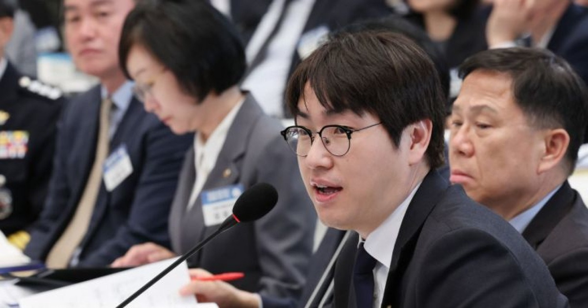 송언석 "AI에 국가 명운…하정우, 거취 표명해야"