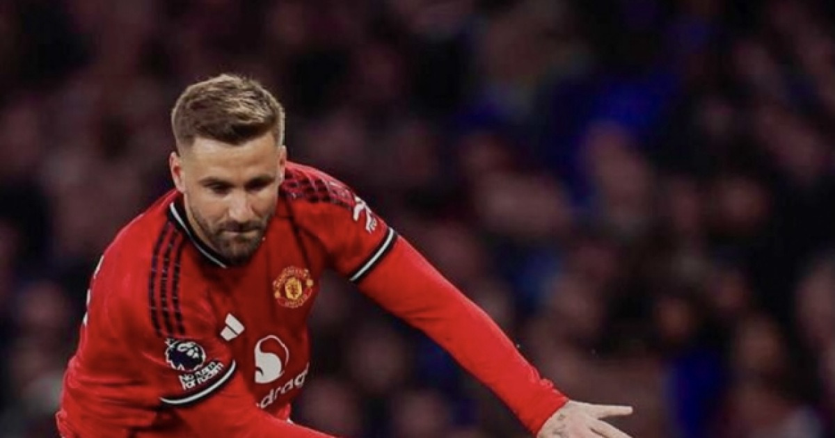 ‘인사 기다리는 가르나초 눈길조차 주지 않았다’…맨유 선수단, 승리 직후 ‘SNS 조롱’ 릴레이까지