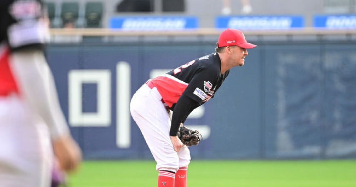 ‘와’ KIA 라인업 싹 바뀌었다! ‘실책 1위’ 데일 전격 선발 제외→정현창 유격수…2차드래프트 이적생 첫 선발 [오!쎈 잠실]