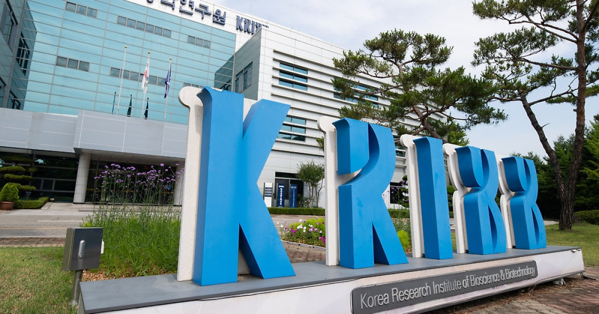 [과학의 날 특집] AI 중심 연구 패러다임 제시