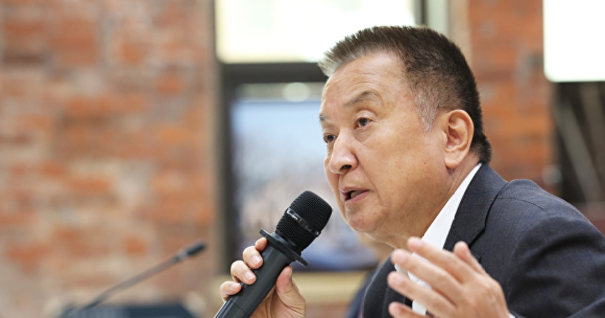 김영환 지사 “충북의 수자원, 인공지능 시대 경쟁력”