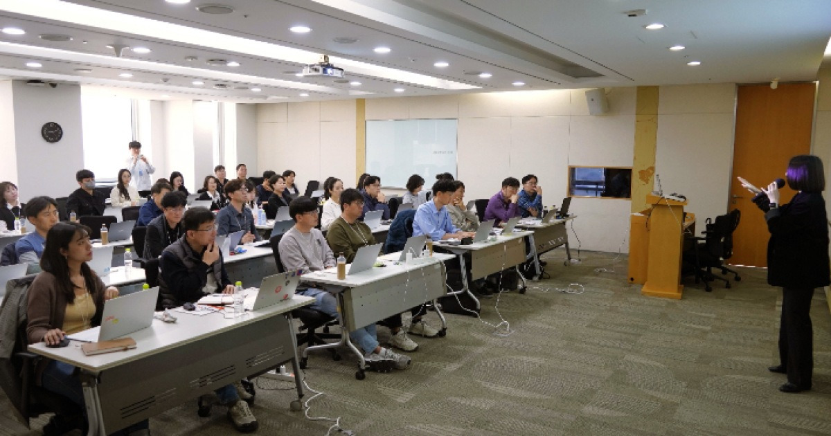 SK브로드밴드, 전 구성원 AI 전문가로… 'AI와 일하기' 가속화