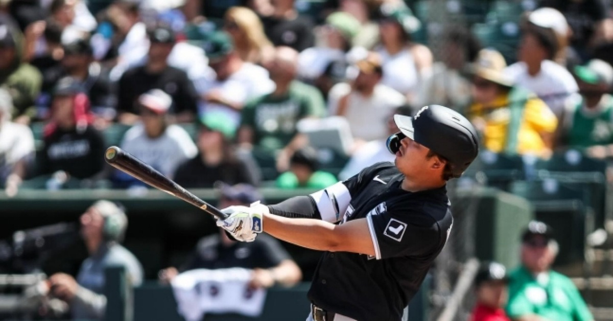 '삼진 3위인데' 치면 홈런, '오타니도 능가' 무라카미 파워... ML 홈런+볼넷 3위 '기이한 스탯'