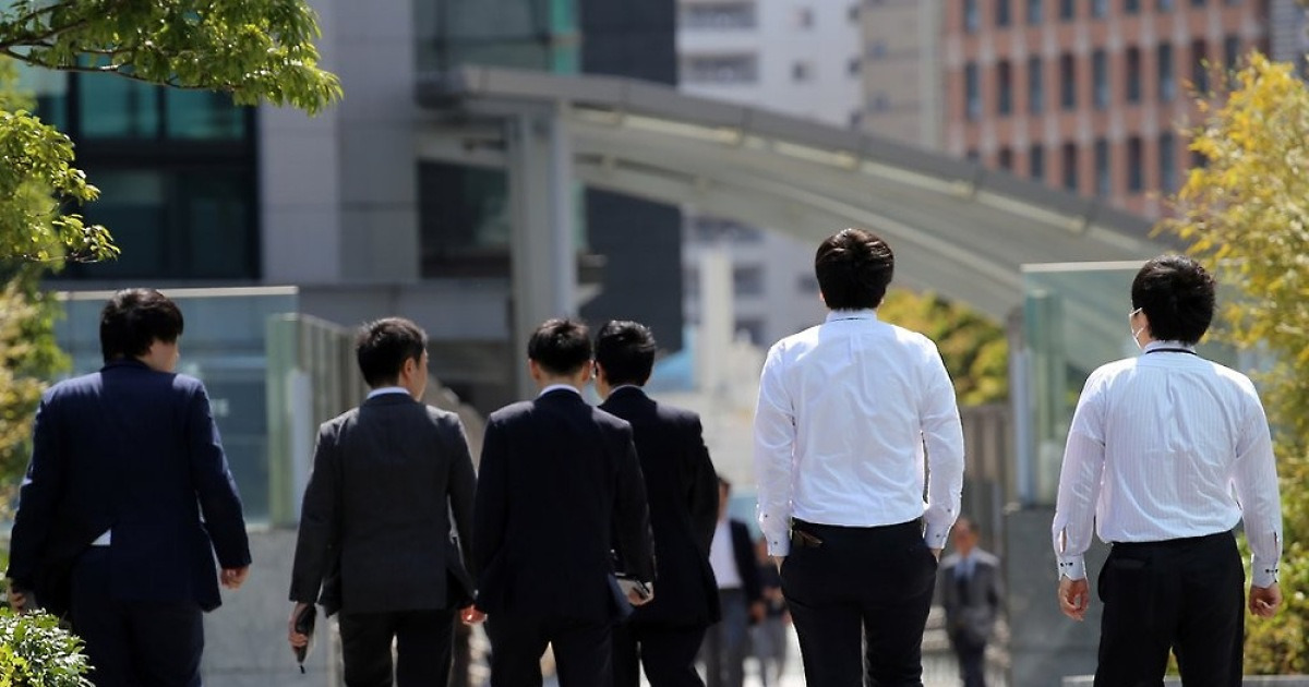 日기업 대졸채용 확대 '주춤'…"AI 도입 등 영향"