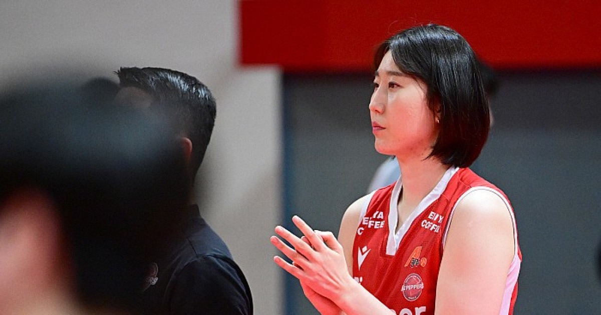 '박정아·도로공사·이한비 현대건설 행'···FA 마무리한 페퍼저축은행, 남은 문제는 어떻게