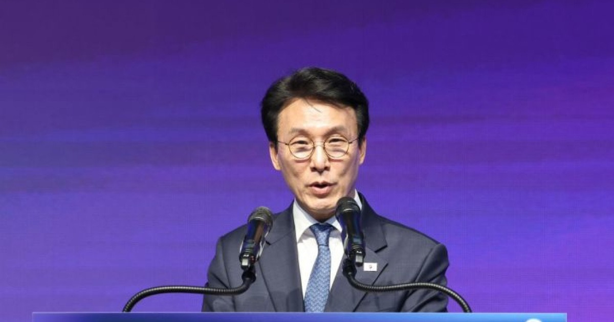 金총리 "AI 3대 강국 도약 총력"…'과학·정보통신의 날' 164명 포상(종합)