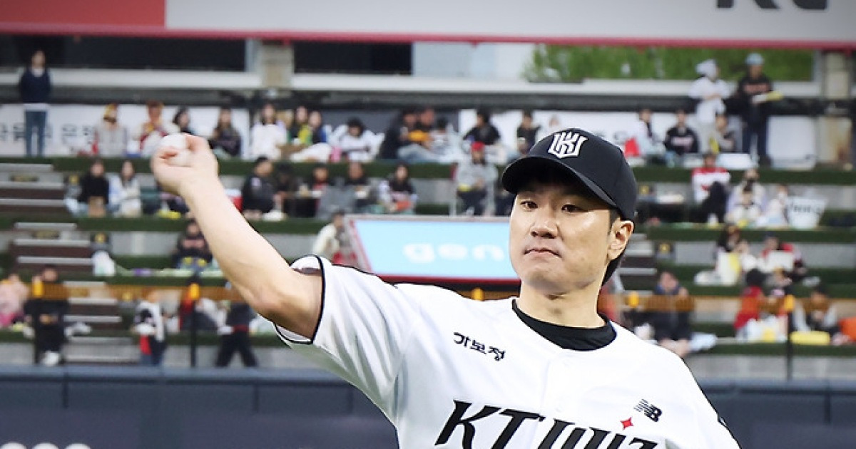야구 선수의 꿈, '韓 최초' 패럴림픽 동메달리스트 시구자로 이룬 이제혁 "KT에 좋은 기운 전해졌으면" [IS 스타]