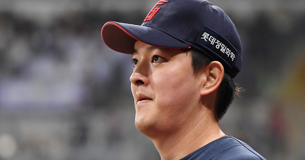 9회 아닌 8회에도 치명적 실점, 다시 평범해진 구위...롯데 김원중 어찌할꼬 [부산 현장]