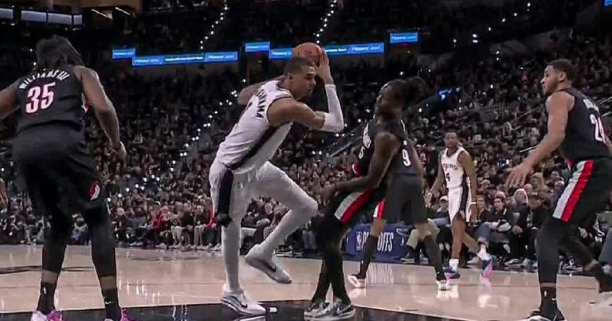 ‘초비상’ SAS 웸반야마, 뇌진탕 부상으로 OUT→“3차전도 이탈 가능성”