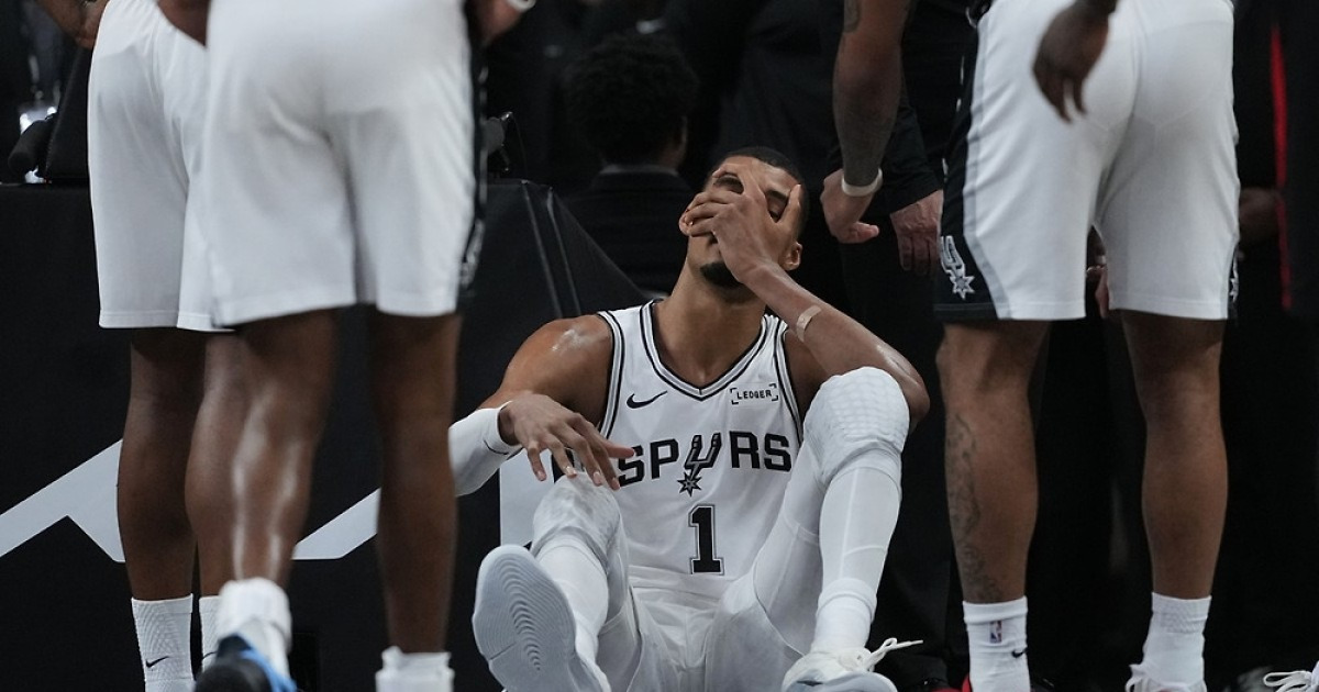 NBA 웸반야마, 뇌진탕 부상…샌안토니오는 포틀랜드에 역전패