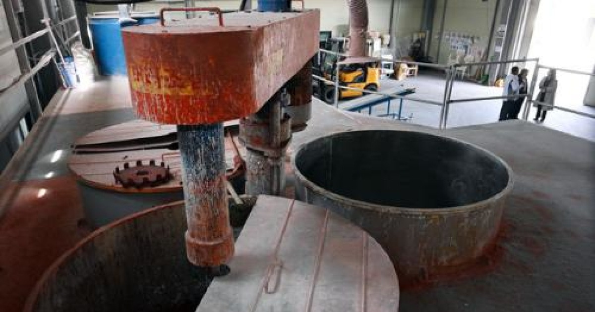 미국-이란 전쟁 여파로 가동 멈춘 공장 관련 사진