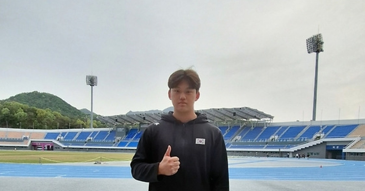 [단독] 구미 금오고 손창현, 56m01 괴력…고교 원반던지기 새 역사 썼다