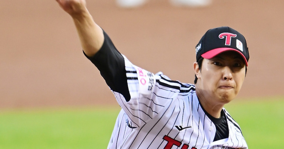 감독은 ‘잘하면 2이닝’이랬는데..기대 이상 이정용, 한화전 3이닝 1실점 호투