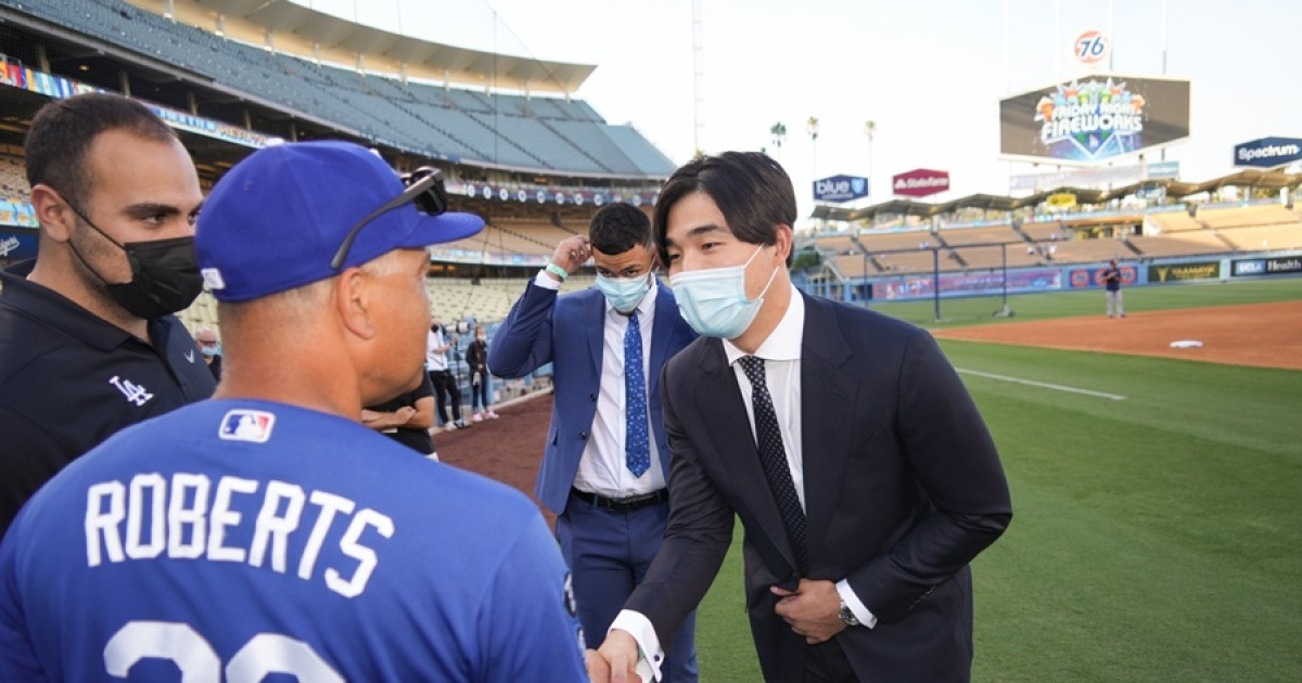 [단독] '다저스 최고 유망주 출신' 최현일 KBO 도전 결심…현역 입대→2028 드래프트 지명 노린다