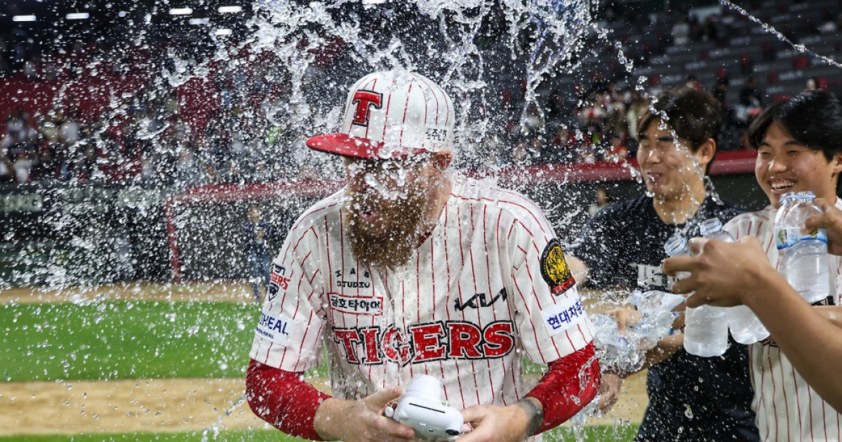 '최초-최초' KIA 역사 썼다, 17억 안 썼으면 어쩔 뻔했나…"한국 와서 완투는 하고 싶었는데"[일문일답]