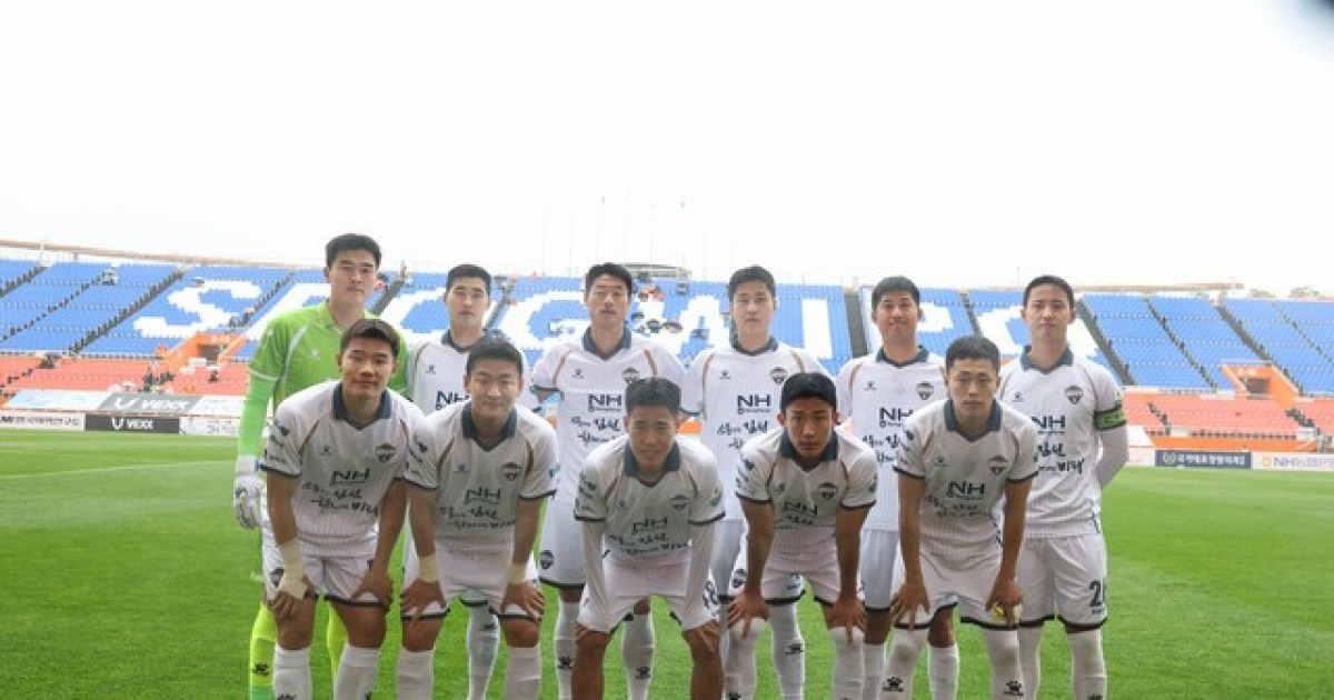 주승진 감독, "결과 중요"… '물러설 곳 없는' 김천, 이번엔 시즌 첫 승 가능할까?