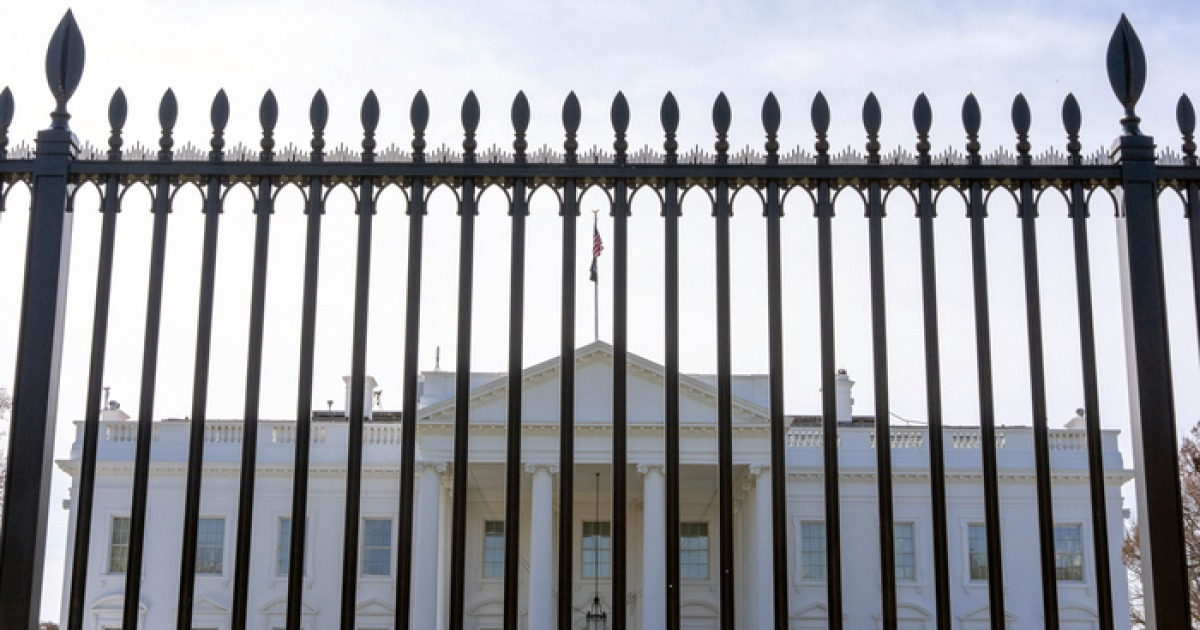 “너네 우리 AI 기술 훔쳤지?”…방중 코앞인데 중국 비난한 백악관