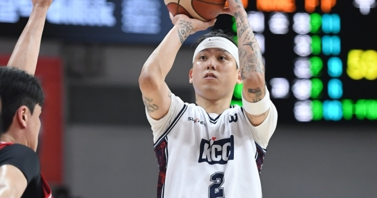 ‘봄의 남자’ 최준용 또 날았다! 허웅·롱까지 나선 ‘슈퍼팀’ KCC, 정관장과 4강 1차전 완승…파이널 78.6% 확률 차지 [KBL PO]