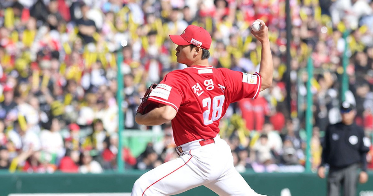 '삼성전 2G 무실점→엔트리 말소' SSG 우완 영건 왜 사라졌나…"허리가 좀 안 좋다고 해서" [인천 현장]