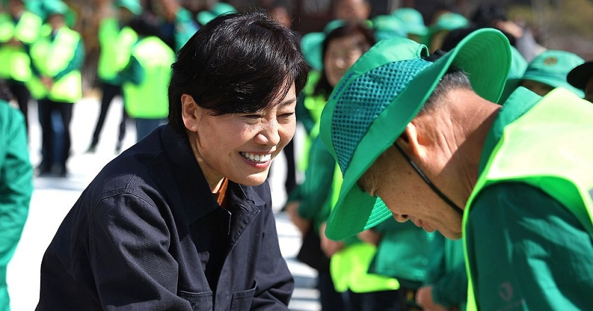 송미령 장관 "AI 스마트농업 확산할 것…농촌 기회의 터전으로"