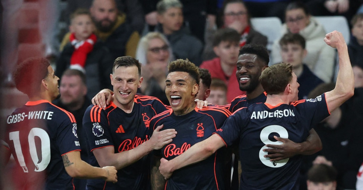 EPL 하위권 잔류 경쟁 관련 이미지