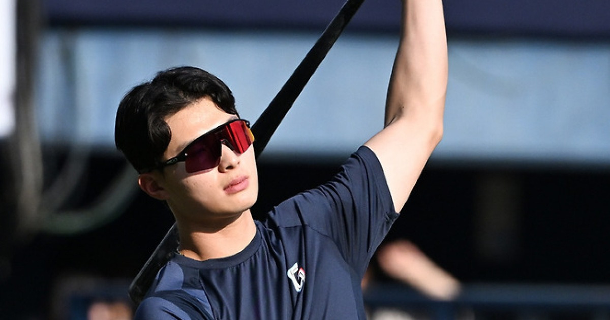 롯데 국대 4번타자의 몰락, 왜 예견됐나…"스윙 스피드 2군에 맞아, 늦어"