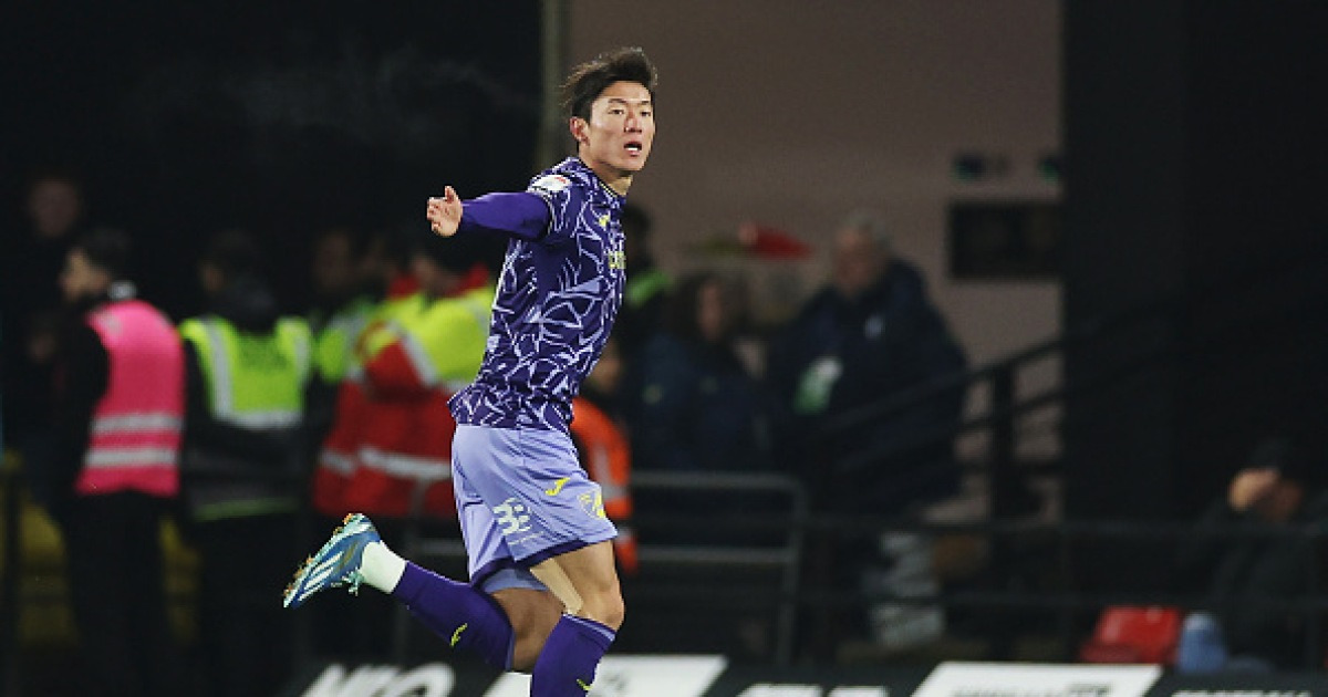 ‘카타르월드컵 부동의 원톱' 황의조, 4년 만에 오현규와 처지 바뀌었다…코리안더비 오현규 완승