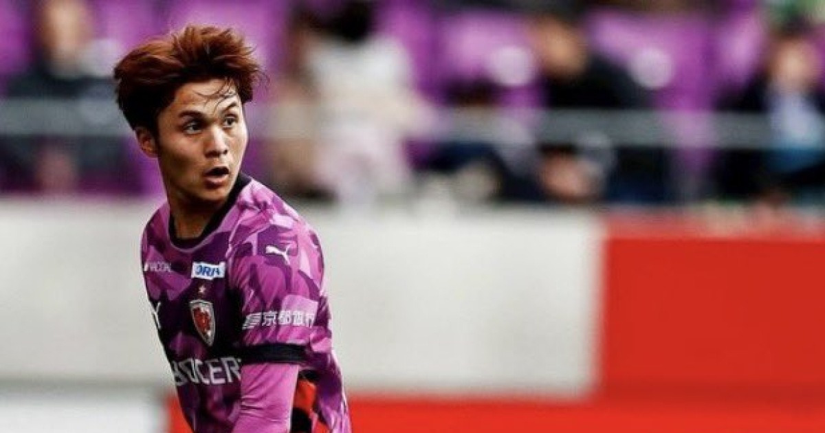 "박지성 꿈꾸던 소년, 일본인 됐다" 韓 유망주 국적 변경 완료…5월 4일 공식발표 "JFA 러브콜 결정적" 아시안게임→A대표팀 로드맵 가동