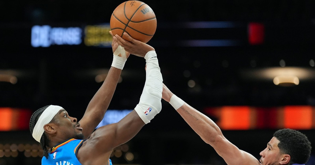 필드골 성공률 83.3%로 42점 터트린 비현실적인 에이스 SGA 앞세운 오클라호마시티, NBA PO 3연승 질주