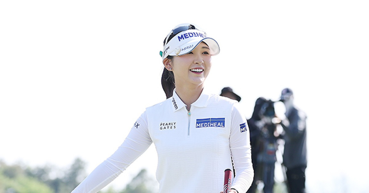 '봄의 여왕'이 돌아왔다…이예원, KLPGA 투어 통산 10승 '금자탑'(종합)