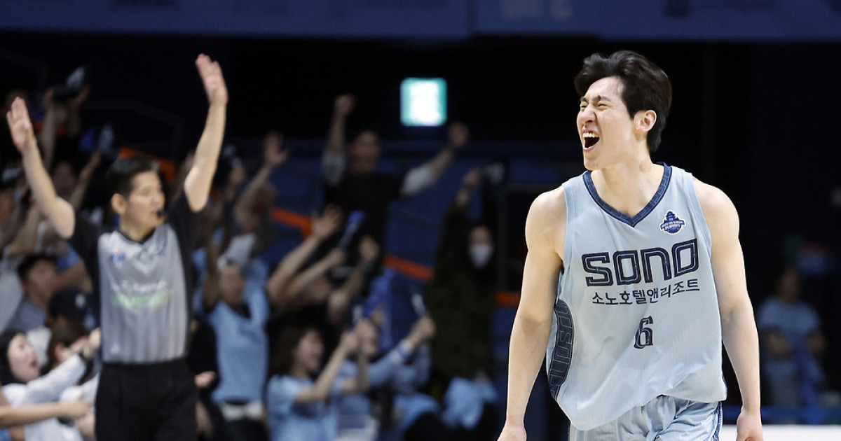 거침없는 소노, 1위 LG에 싹쓸이 3연승…창단 첫 챔프전 진출