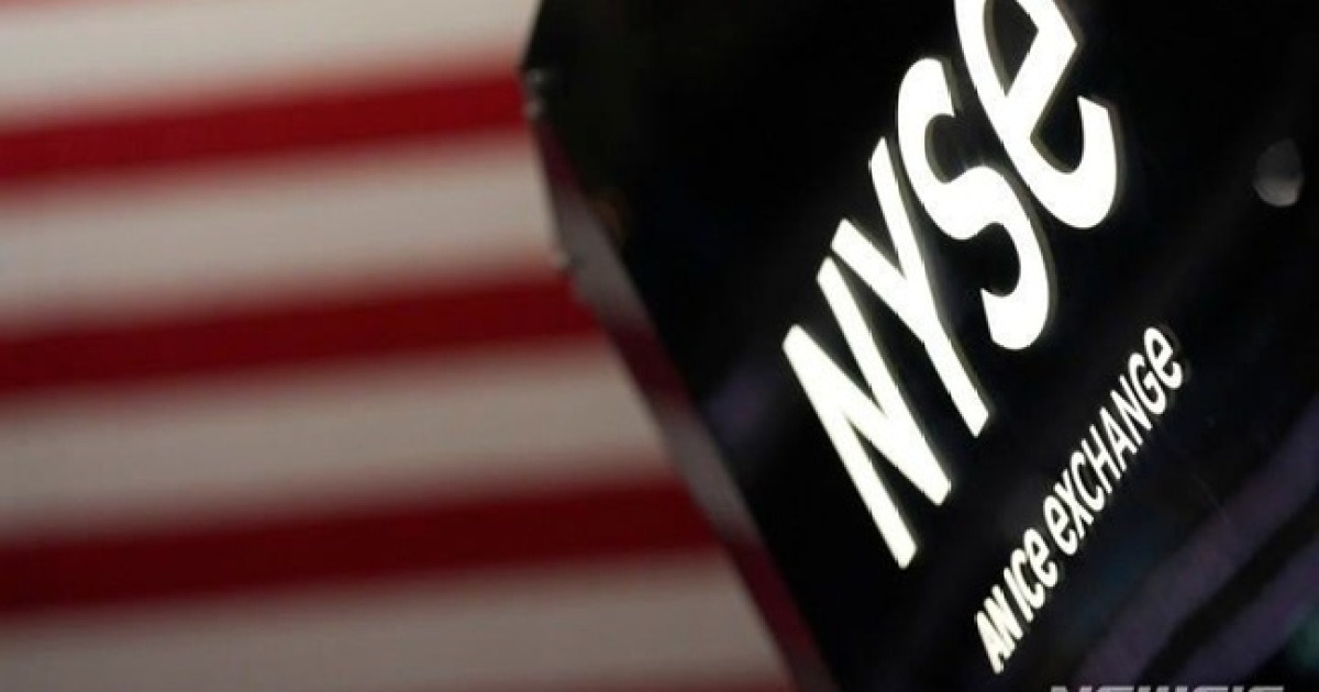 [속보] 나스닥 1%대 하락…오픈AI 우려에 반도체주 급락