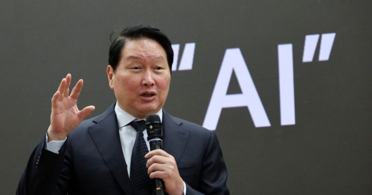 최태원 "엔비디아 전략 카피해야…AI 성공 공식은 속도·규모·보안"(종합)