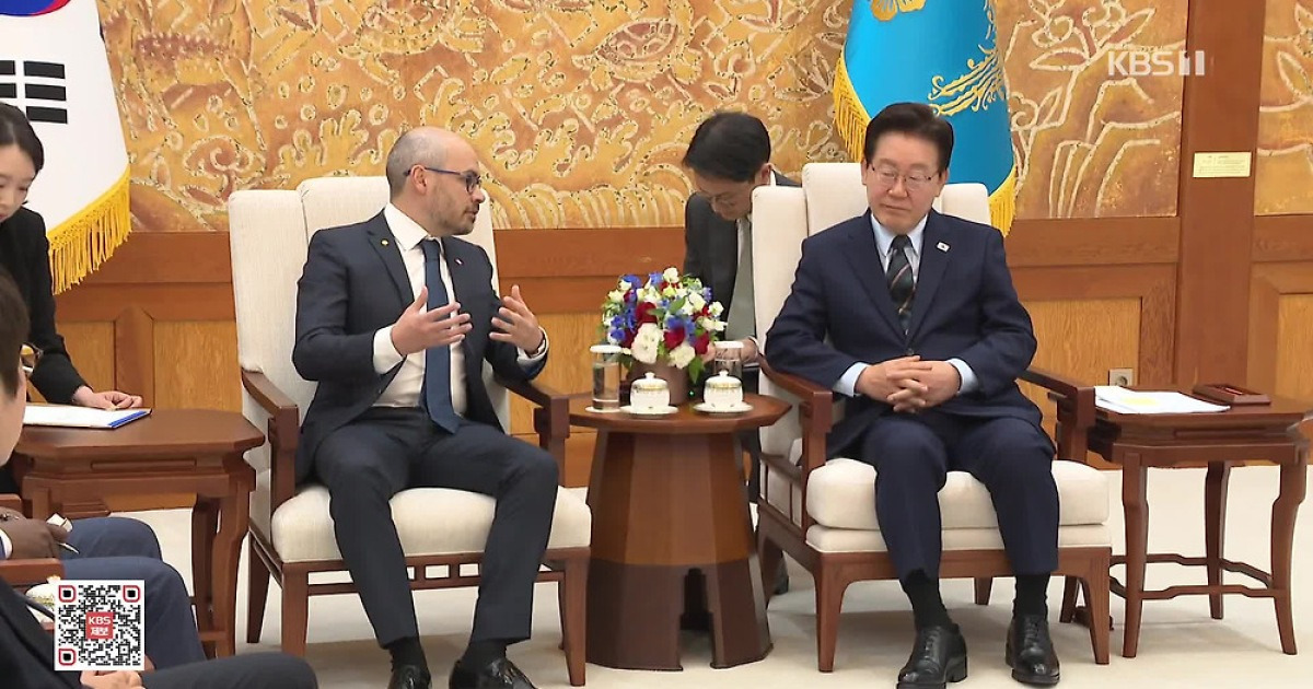 이 대통령 ‘알파고 아버지’ 만났다…“서울에 ‘구글 AI캠퍼스’ 설립”